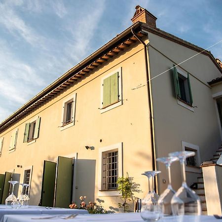 Recchi Franceschini Bike Hotel Last - Minute - Availability Montalto delle Marche Bagian luar foto