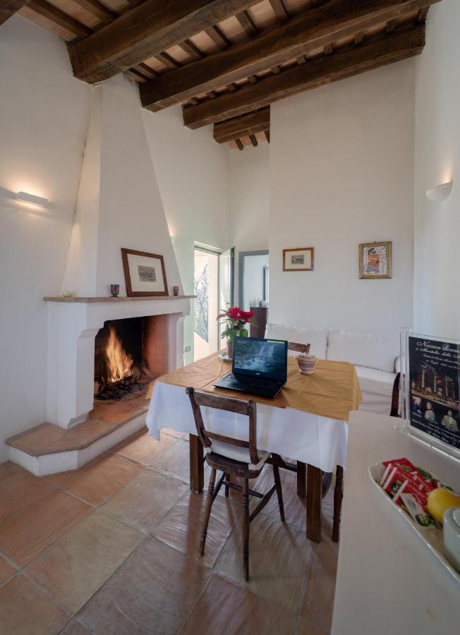 Recchi Franceschini Bike Hotel Last - Minute - Availability Montalto delle Marche Bagian luar foto